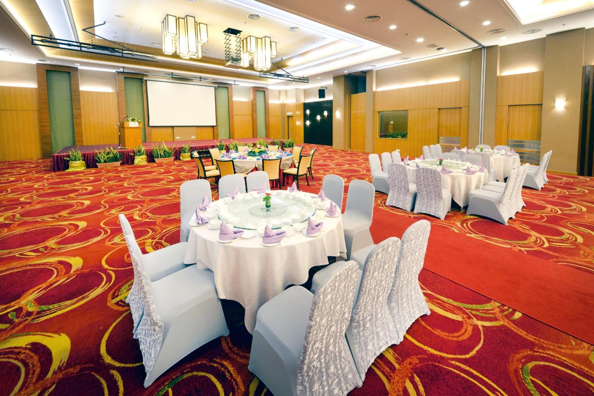 Grand Lexis Port Dickson Hotel Exterior photo The ballroom of the hotel